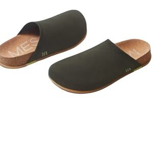 Message Henning Classic Knit Clogs Olive Green Size 7 Casual Neutral Cork